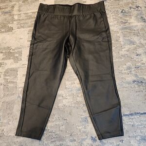 Torrid Studio Slim Fix Black Faux Leather & Premium Ponte Pull-On Pixie Pant 2X